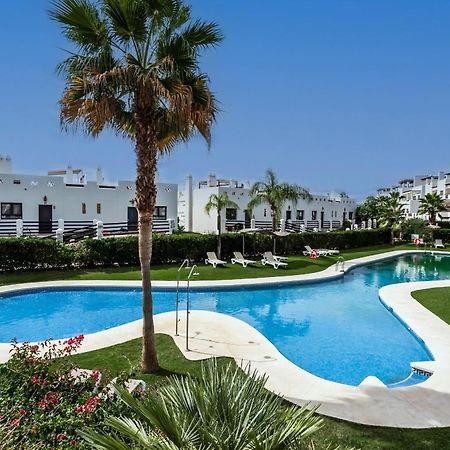 Prachtig Penthouse Met Jacuzzi Apartment Estepona Exterior photo
