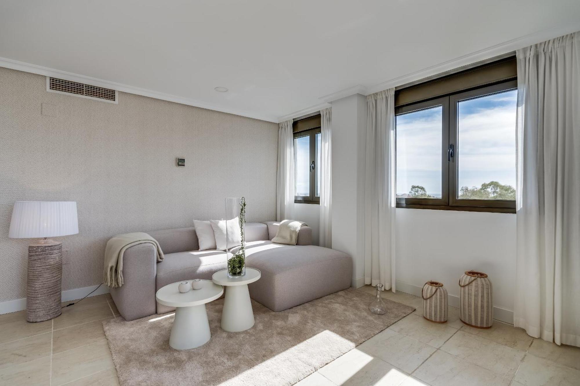 Prachtig Penthouse Met Jacuzzi Apartment Estepona Exterior photo